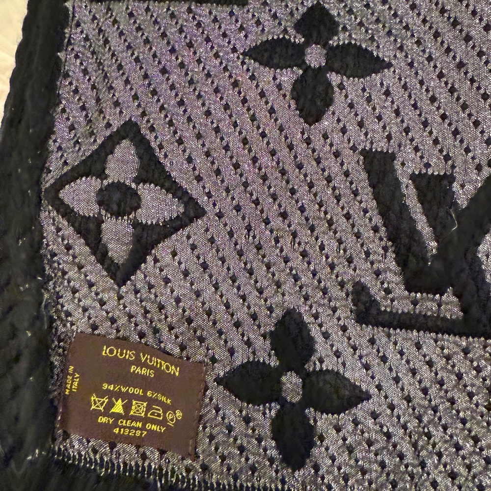 Louis Vuitton Monogram Black and Silver Scarf - Picture 4 of 6